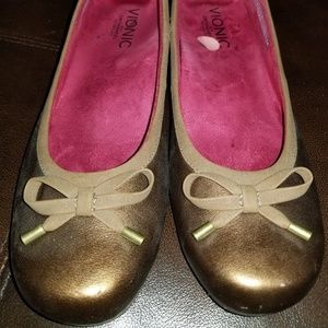 Bronze....Vionic flats